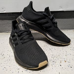 NEW Adidas Swift Run 1.0 Black